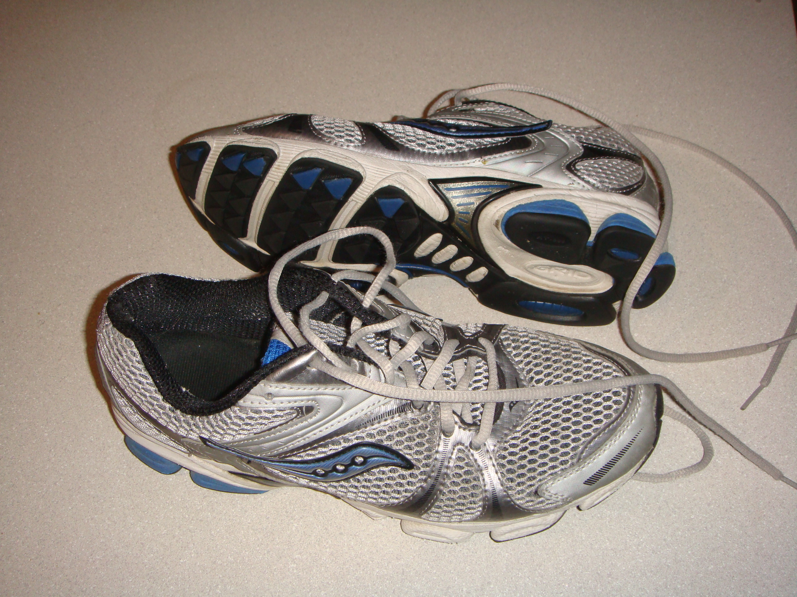saucony shoes where to buy